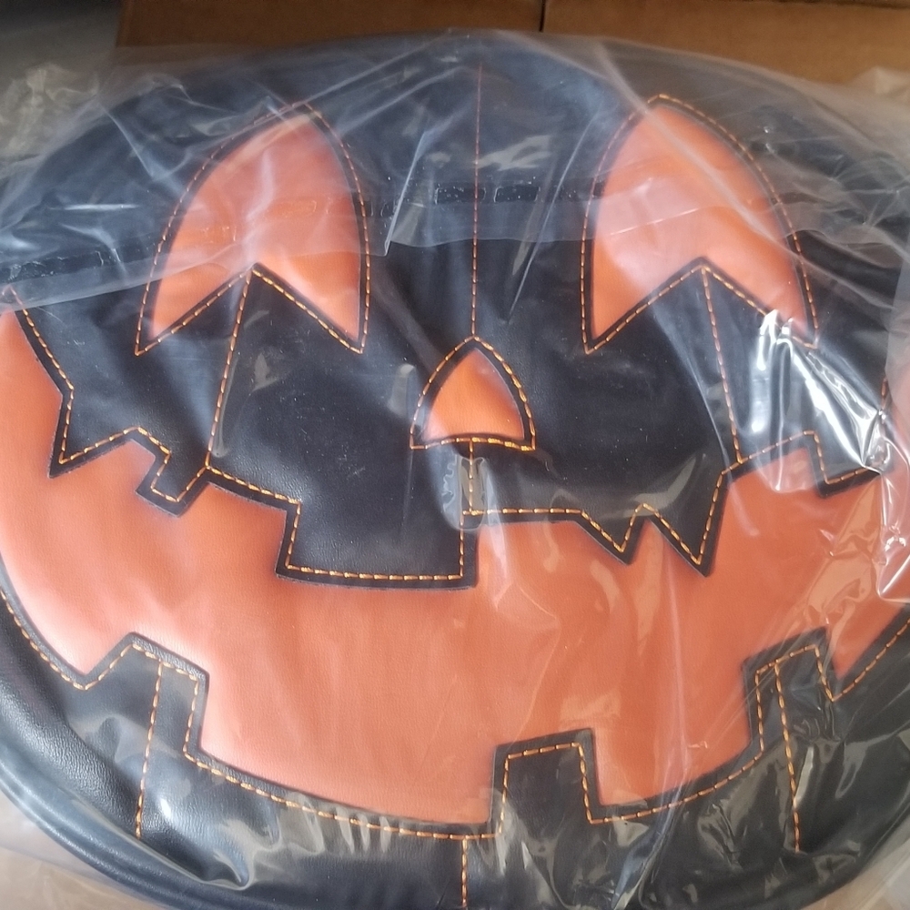 Love Pain and Stitches black two face bag